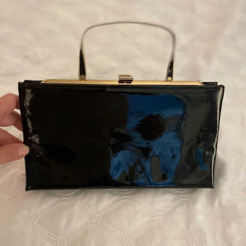 Ande' Evening Clutch w/Gold Twisted Handle 1960’s Vintage Black Patent.GORGEOUS!